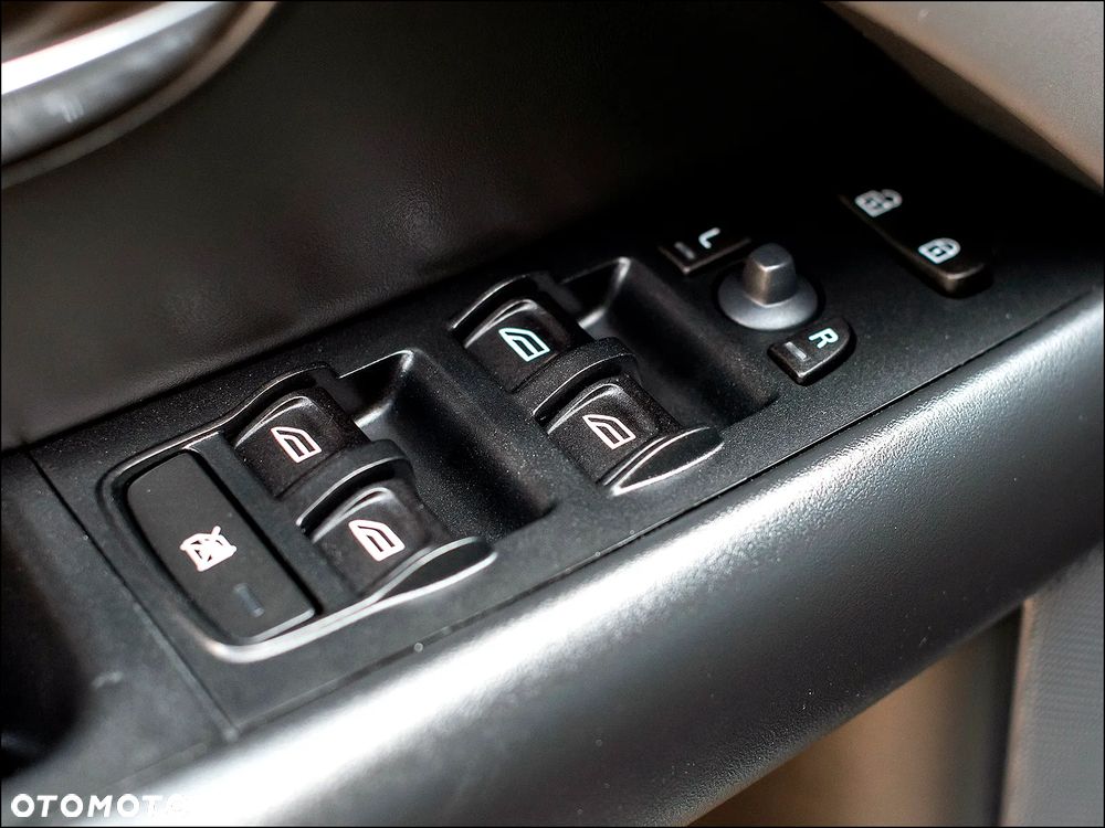 Volvo V70 - 25