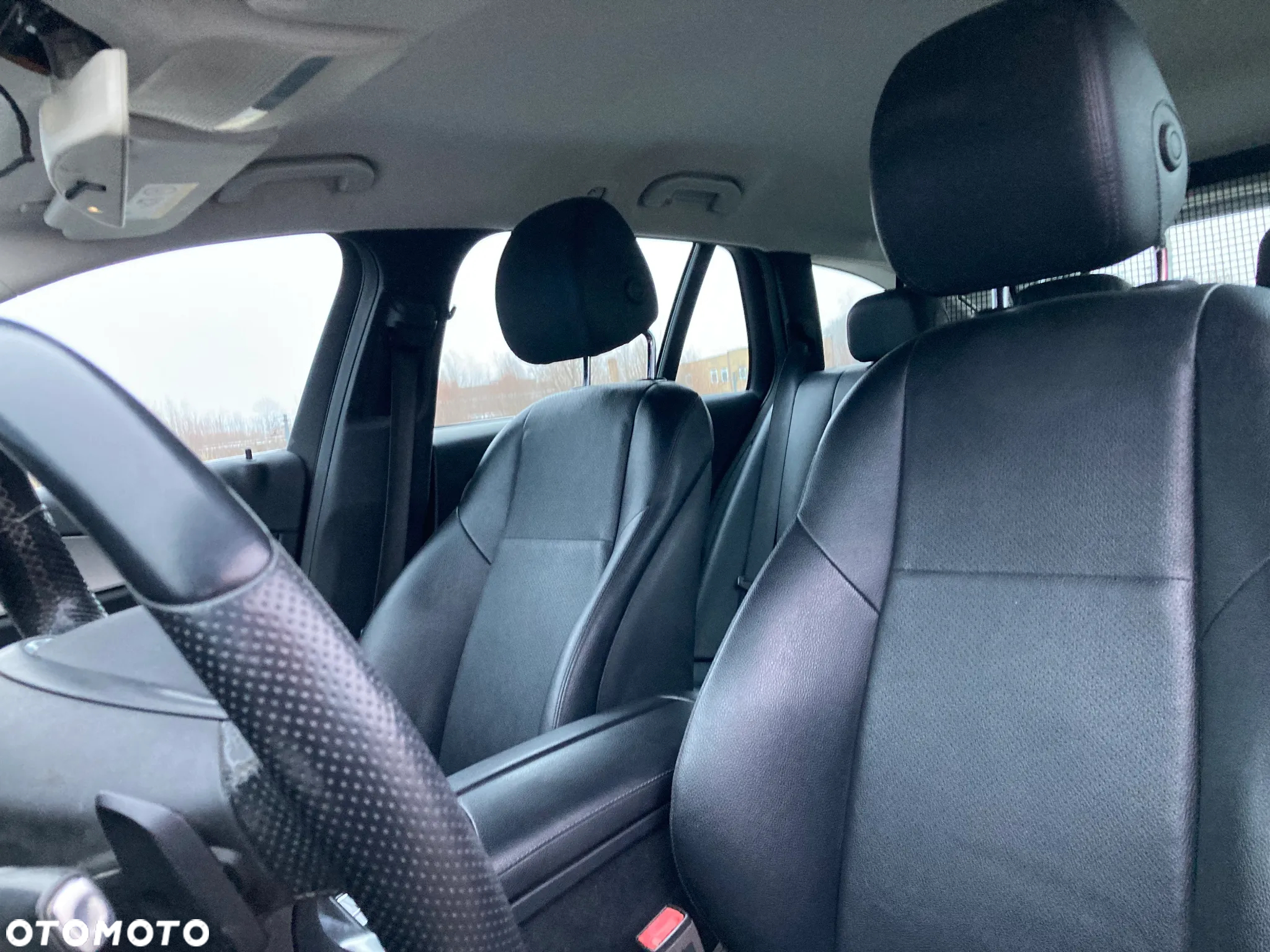 Mercedes-Benz Klasa E 200 T 9G-TRONIC Avantgarde - 10