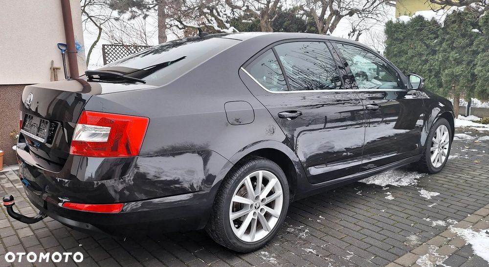 Skoda Octavia 2.0 TDI Sport Edition - 5