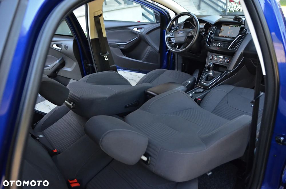 Ford Focus - 7