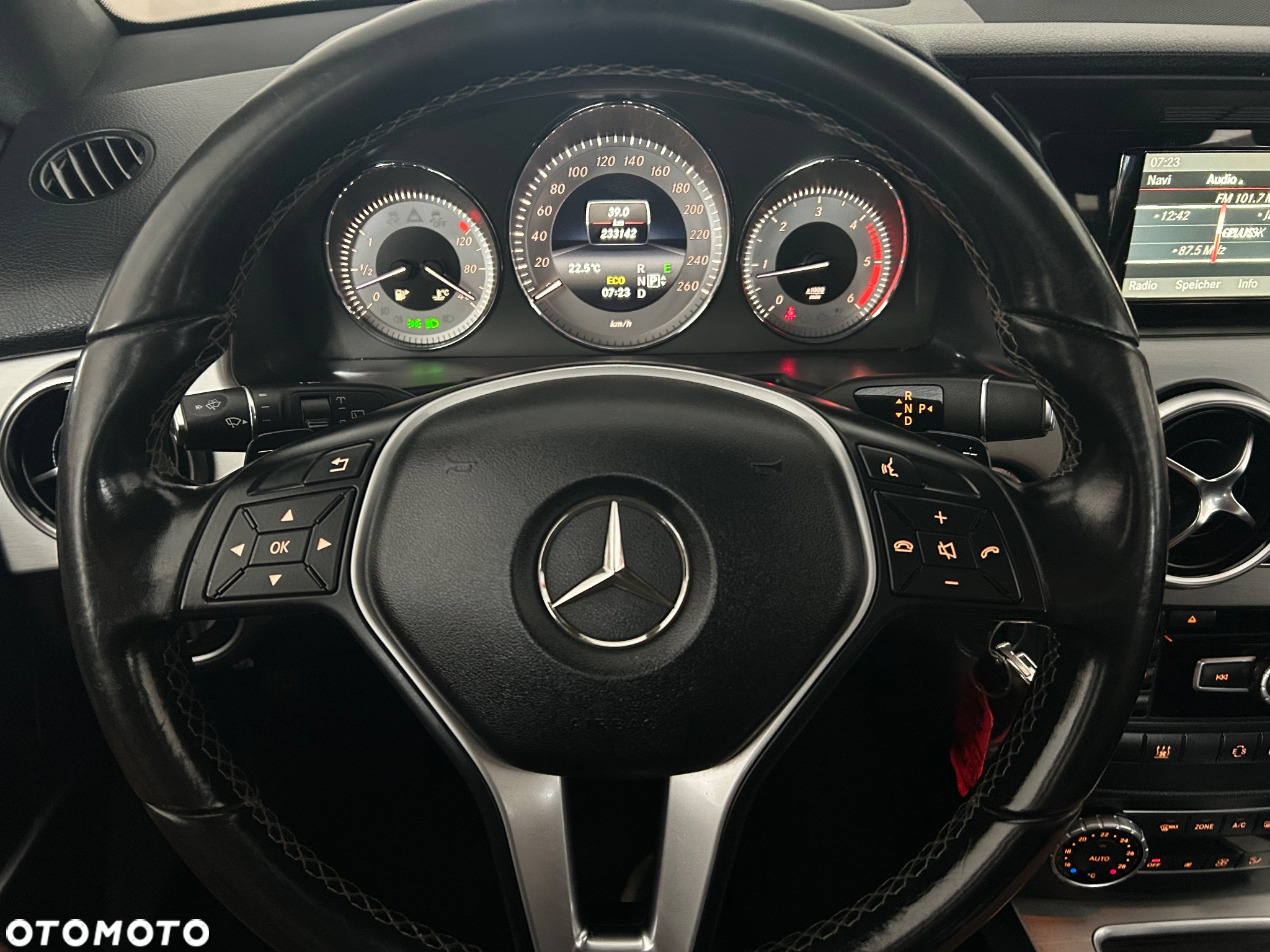 Mercedes-Benz GLK 200 CDI (BlueEFFICIENCY) 7G-TRONIC - 29