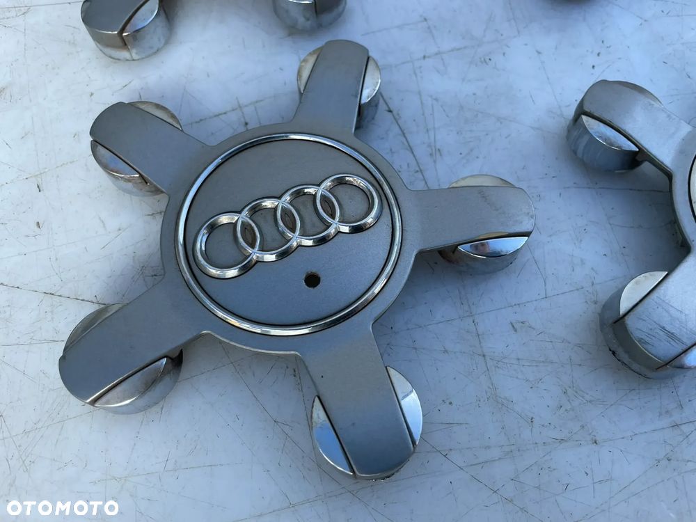 DEKIELKI DEKIELEK FELG ALUMINIOWYCH AUDI  8R0601165 - 3