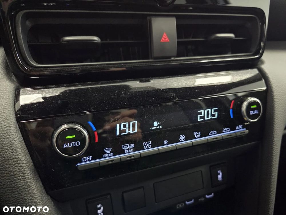 Toyota Yaris Cross Hybrid 1.5 Executive - 21