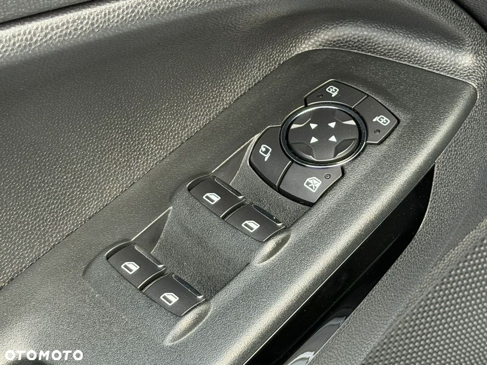 Ford EcoSport 1.0 EcoBoost ST-LINE - 17