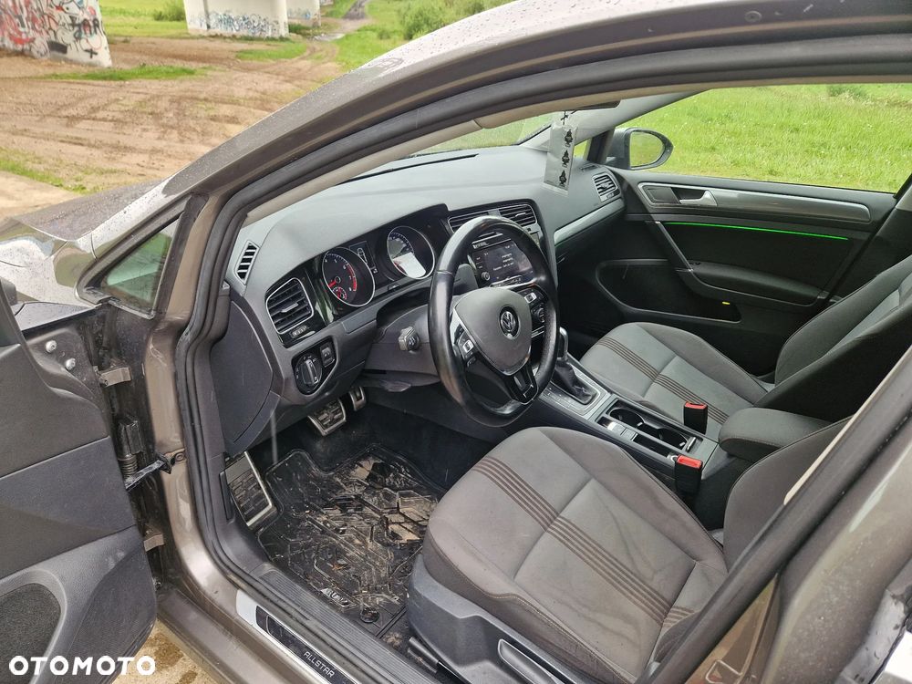 Volkswagen Golf 1.4 TSI (BlueMotion Technology) DSG Highline - 8