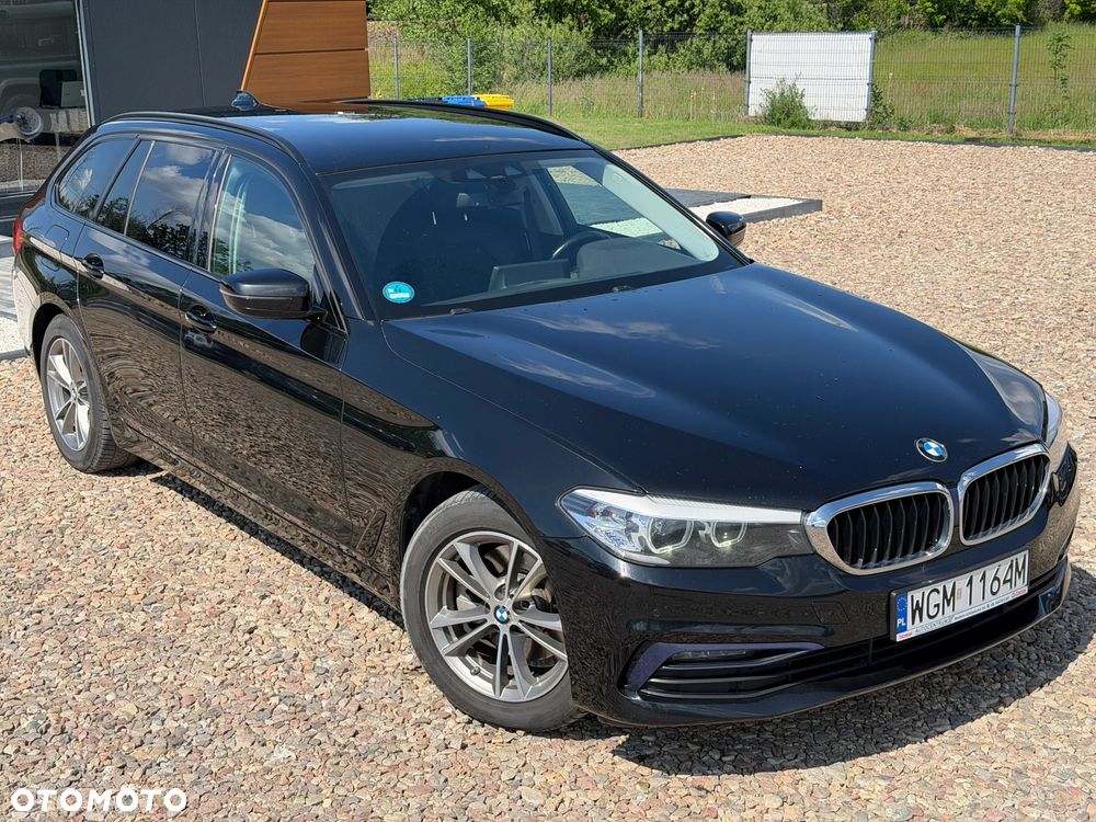 BMW Seria 5 520d Sport Line - 12