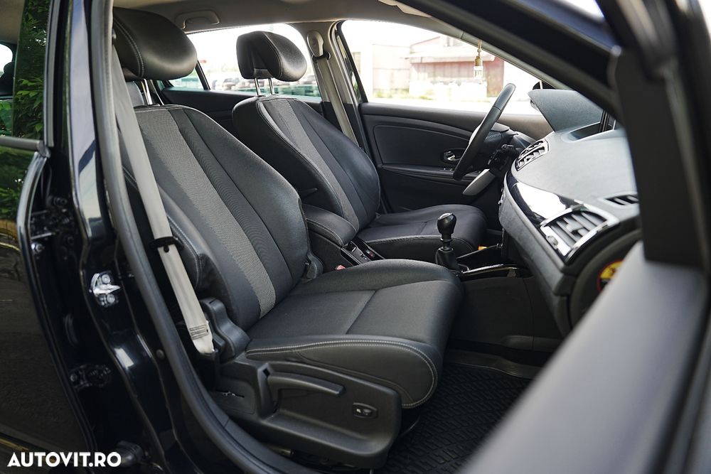 Renault Megane ENERGY TCe 130 Start & Stop Bose Edition - 9