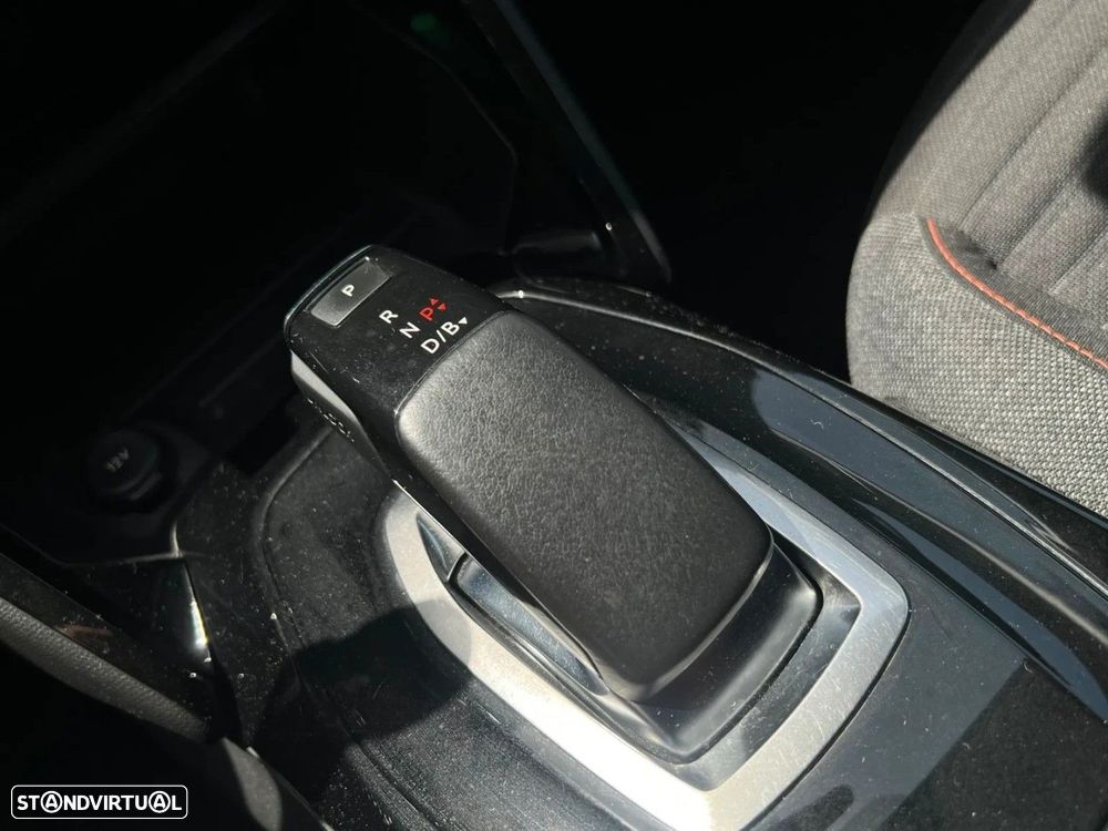Peugeot e-208 Active Pack - 14