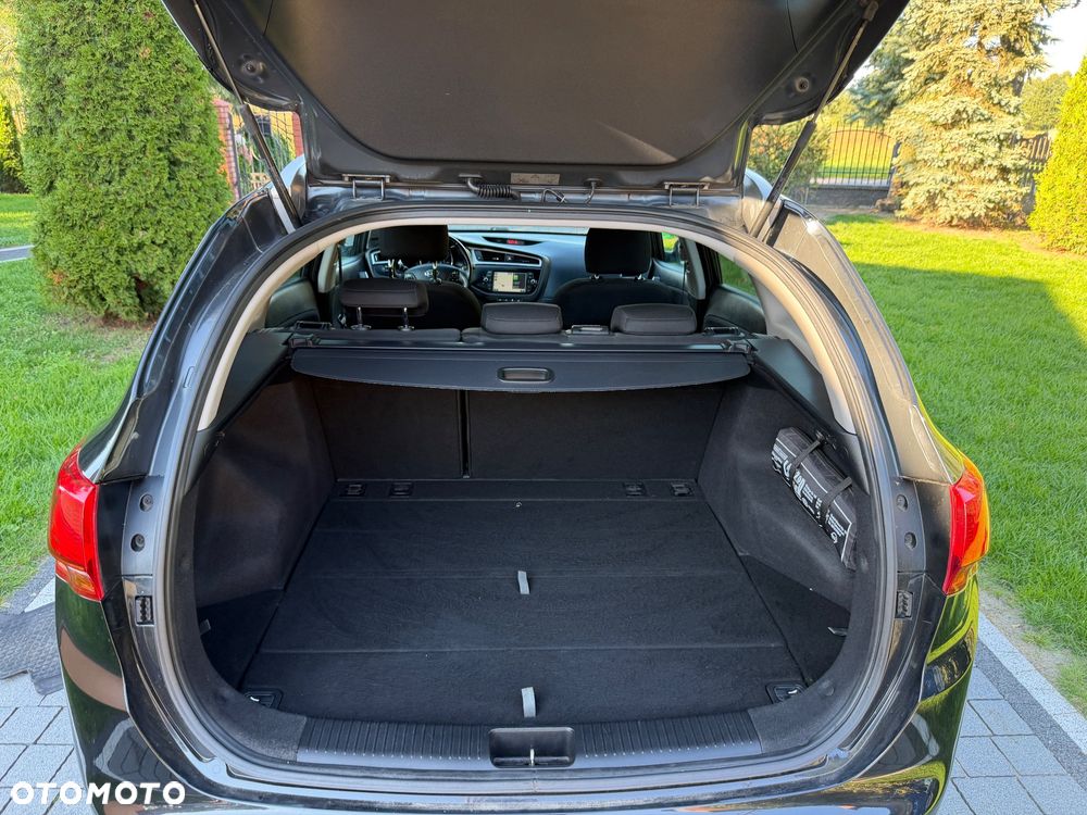 Kia Ceed 1.6 CRDi 136 ISG Dream Team Edition - 34