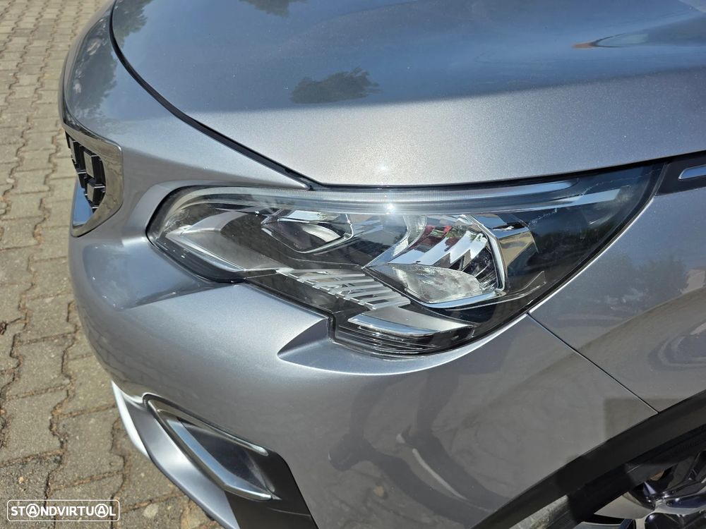 Peugeot 3008 1.2 PureTech Allure Pack - 33