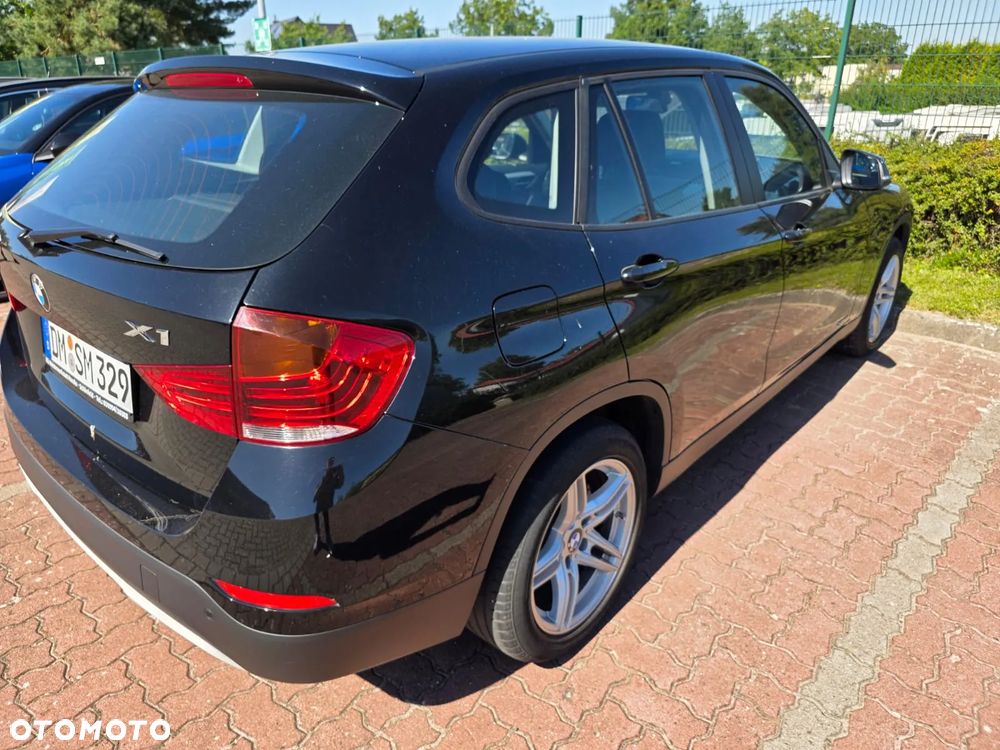 BMW X1 sDrive18i - 9