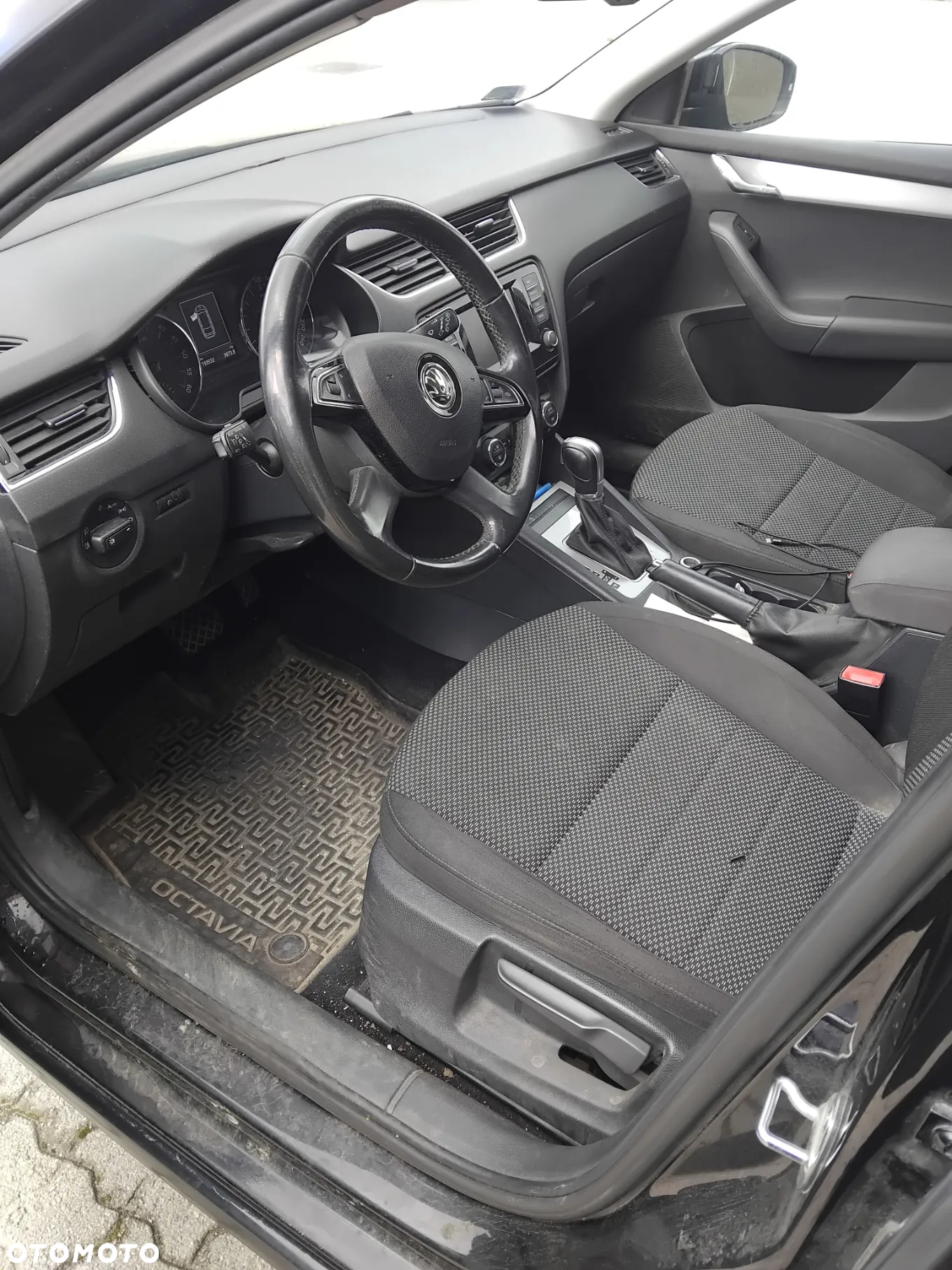 Skoda Octavia 1.6 TDI Fresh DSG - 6