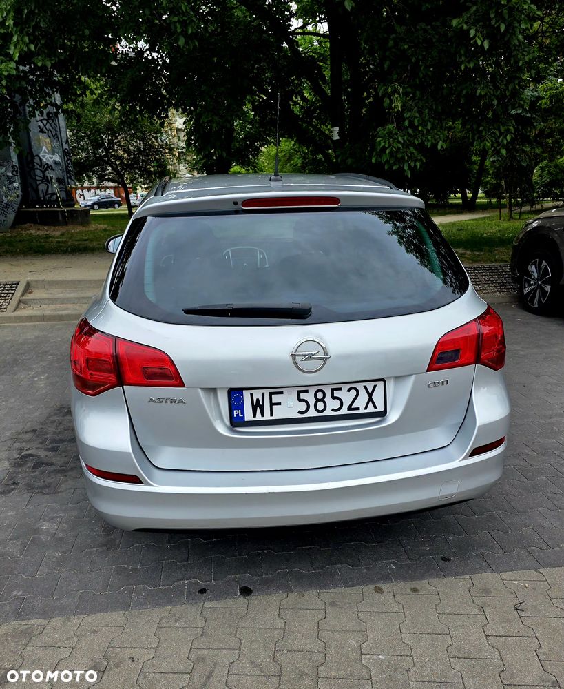 Opel Astra 1.7 CDTI - 12