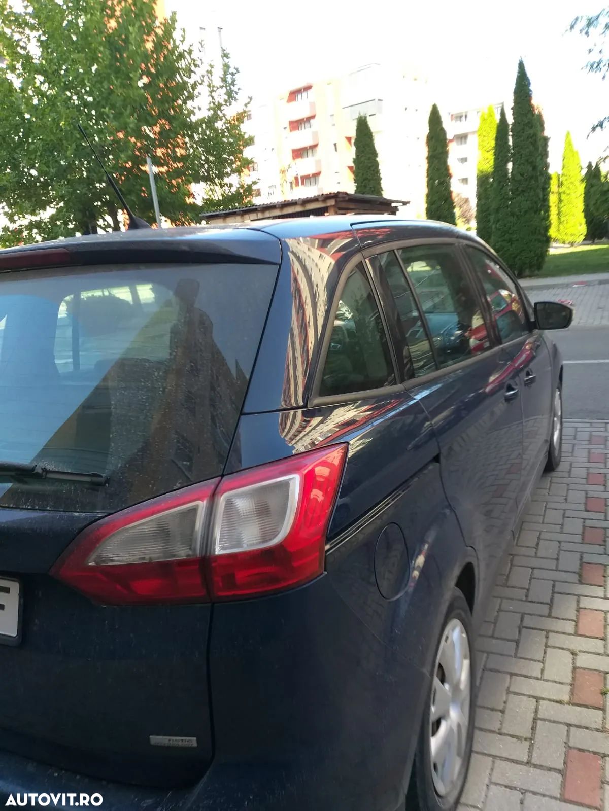Ford Grand C-Max 1.6 TDCi Start-Stop-System Ambiente - 1