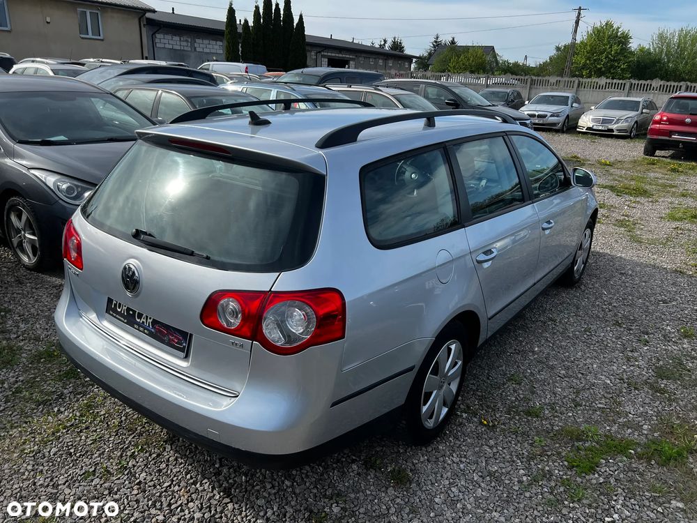 Volkswagen Passat 1.9 TDI DPF Comfortline - 4