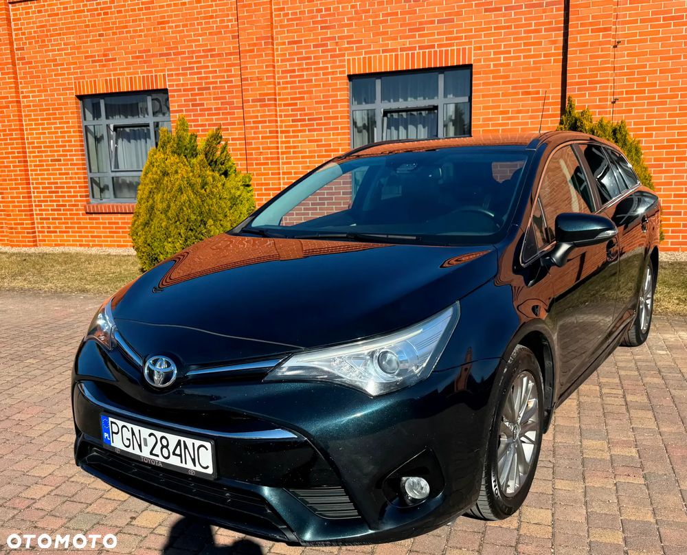 Toyota Avensis Touring Sports 1.6 D-4D Executive - 26