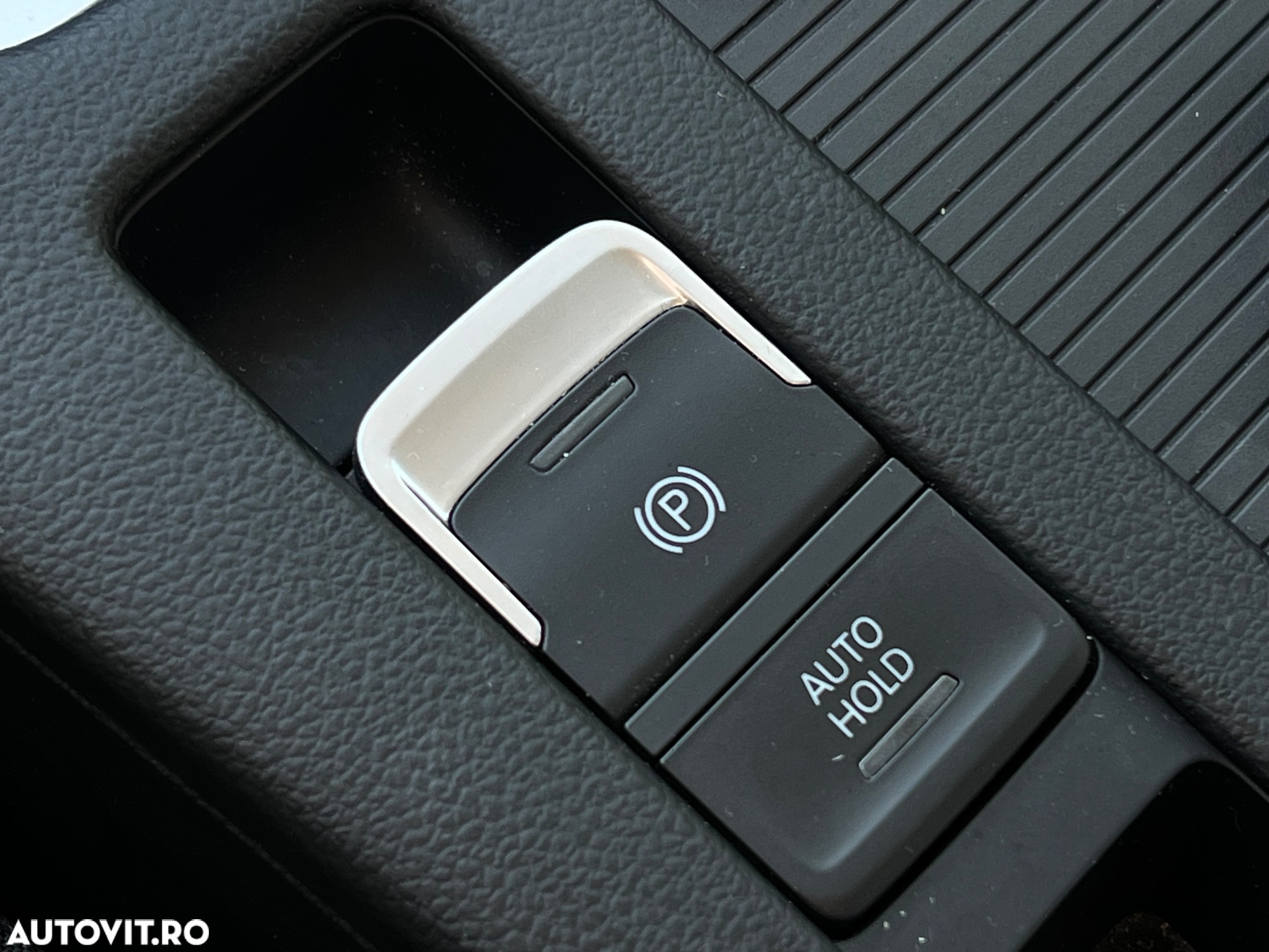 Volkswagen Passat - 21