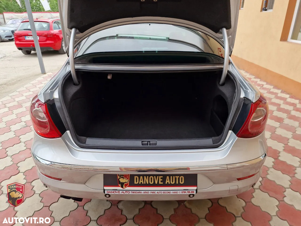 Volkswagen Passat CC 2.0 TDI - 11