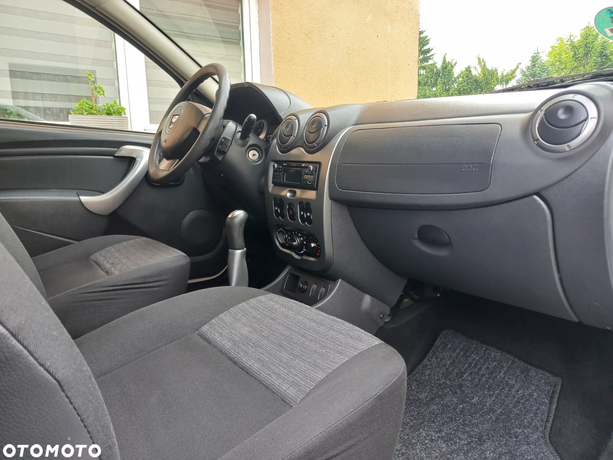 Dacia Duster 1.6 - 22