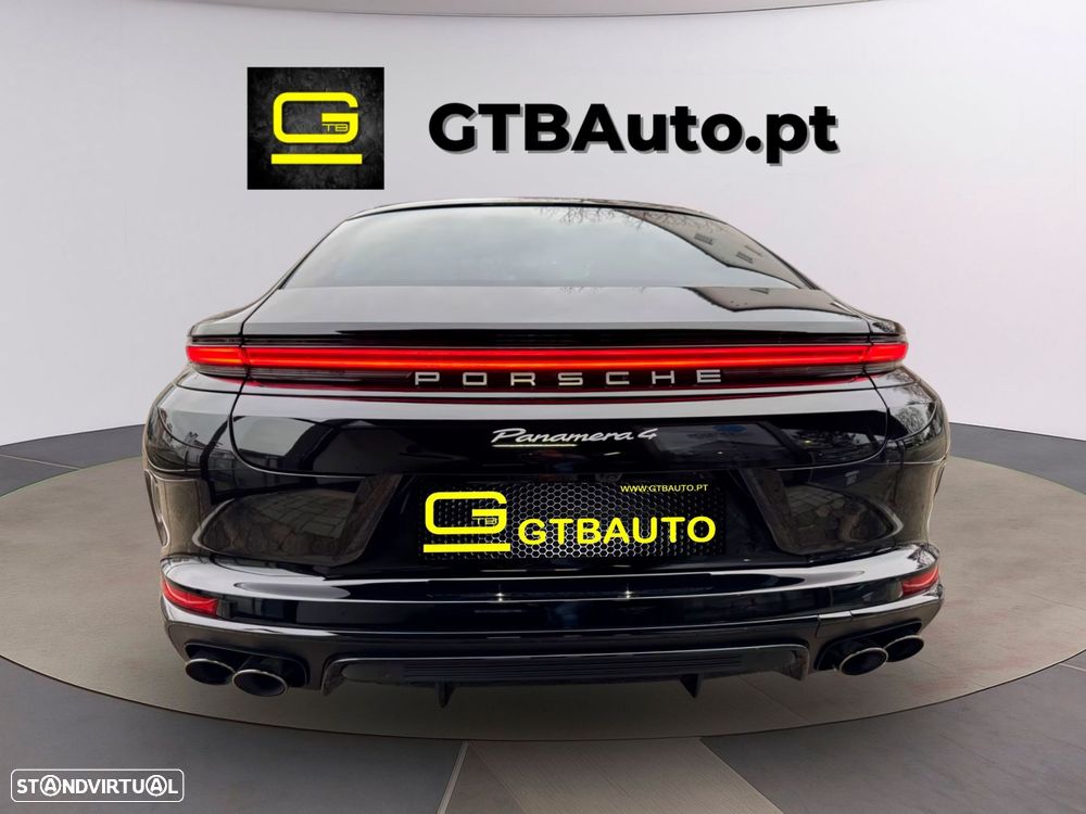 Porsche Panamera - 21