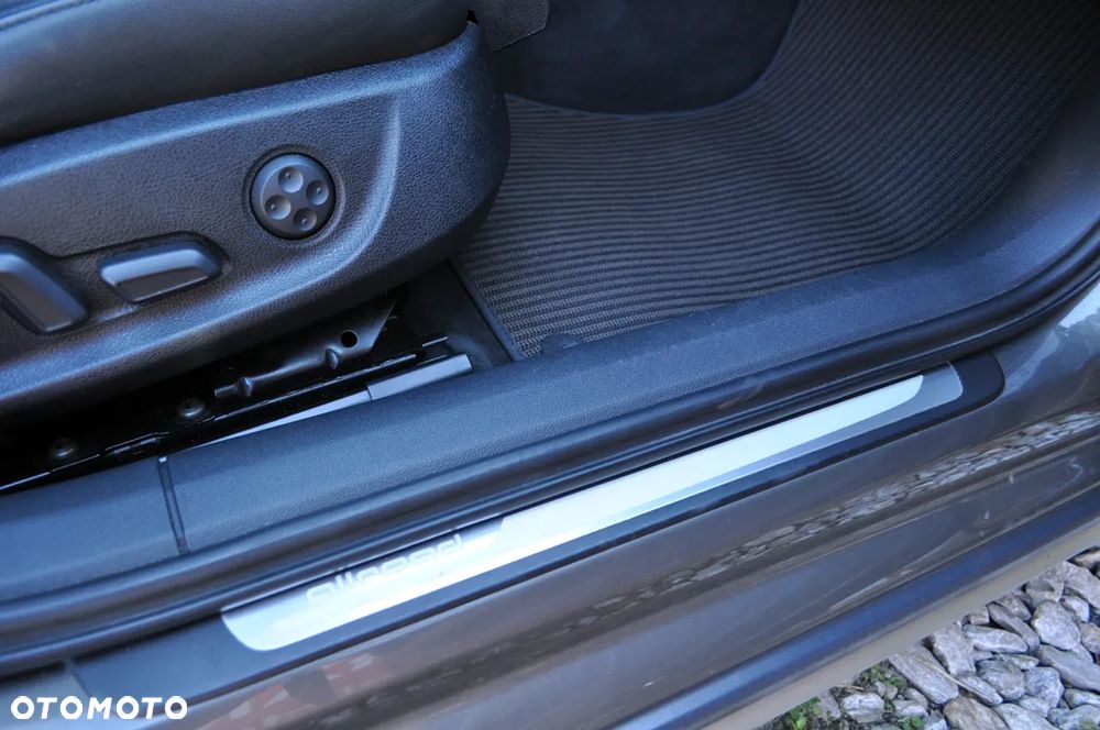 Audi A6 Allroad - 21