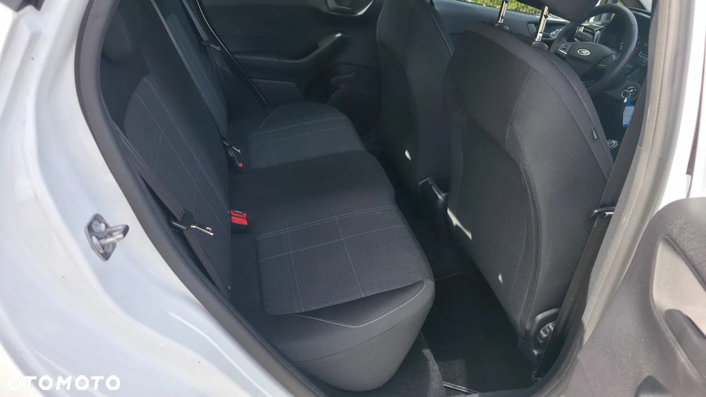 Ford Fiesta 1.1 Connected ASS - 13
