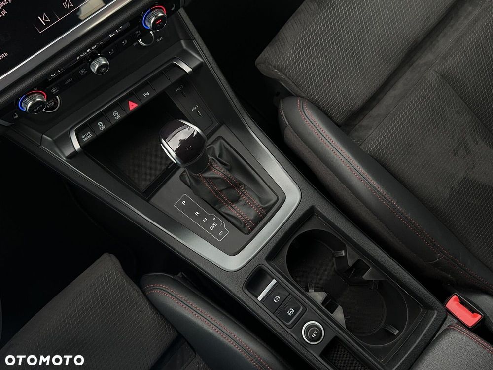 Audi Q3 Sportback - 28