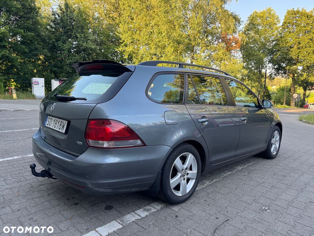 Volkswagen Golf 1.6 TDI Comfortline - 4