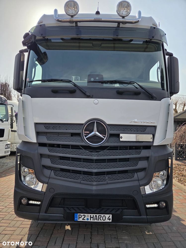 Mercedes-Benz Actros - 5