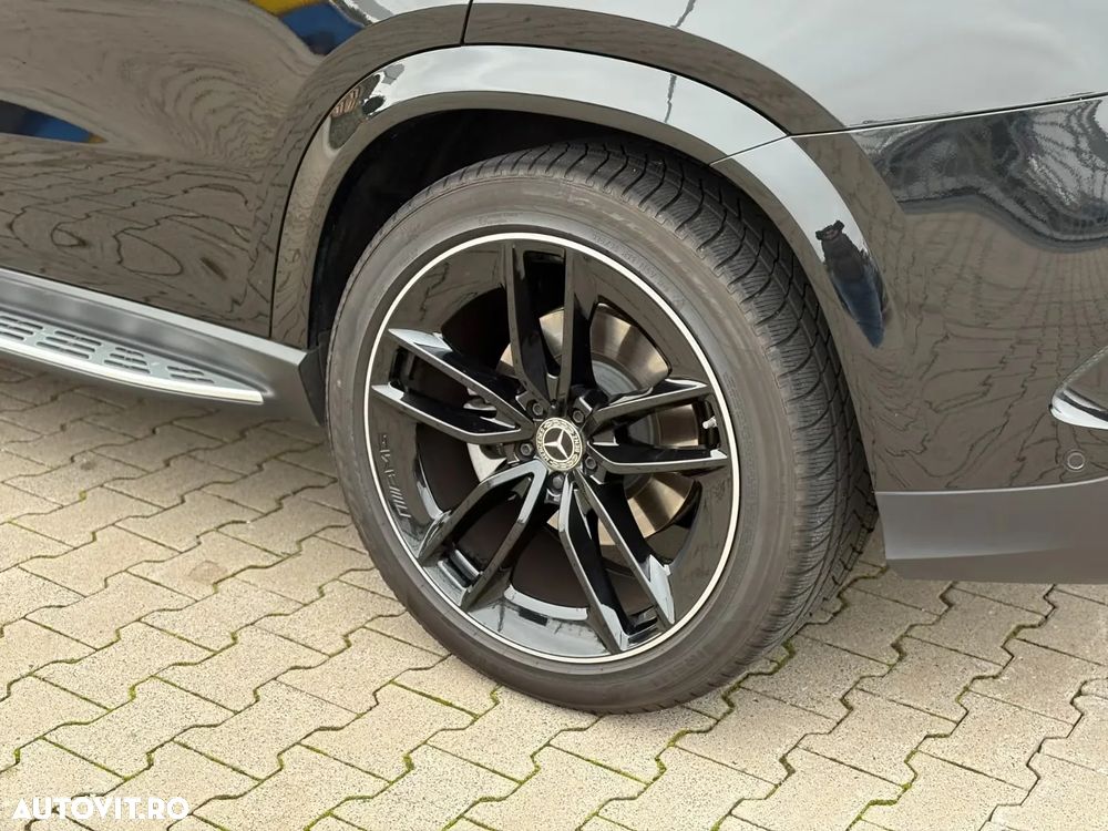 Mercedes-Benz GLE 300 d 4MATIC 9G-TRONIC AMG Line Advanced Plus - 9
