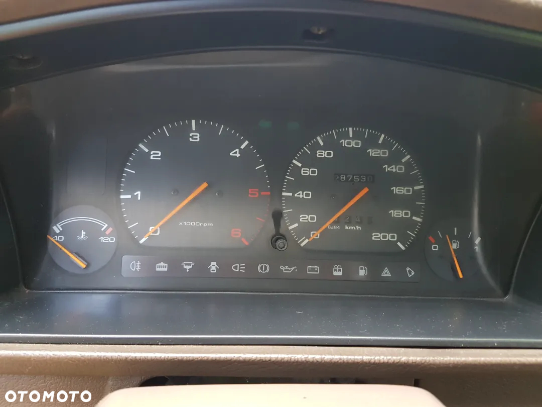 Mazda 626 2.0 D GLX - 7