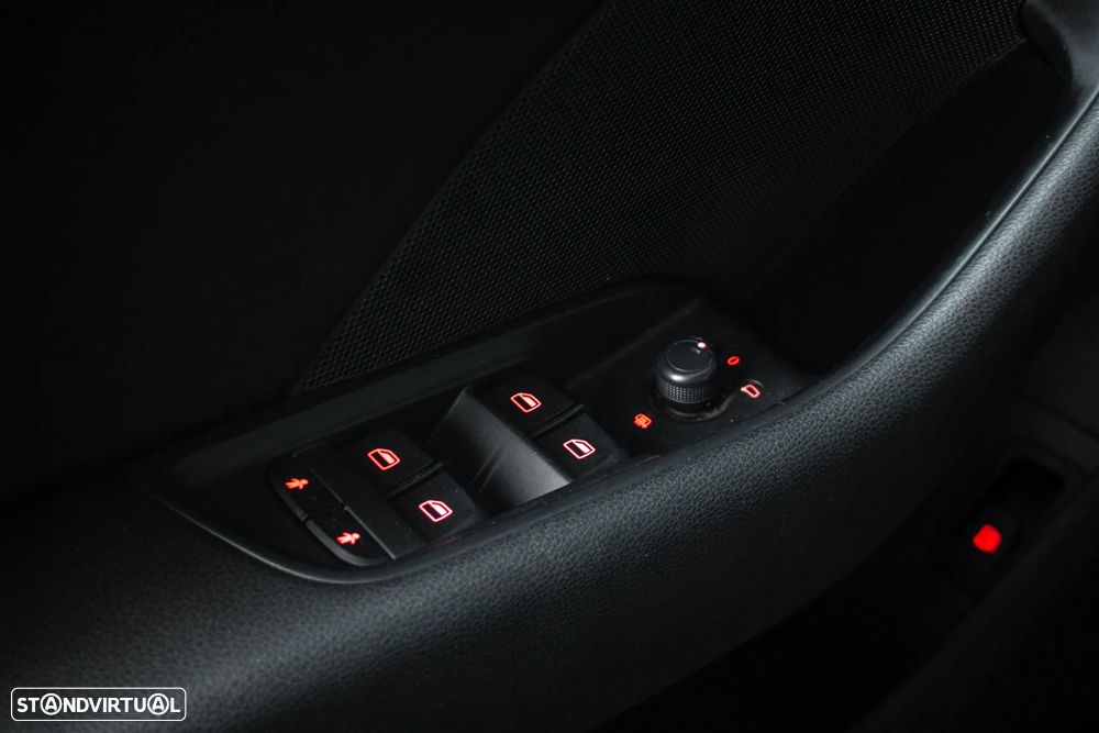 Audi A3 Sportback e-tron 1.4 TFSI S-line S tronic - 16