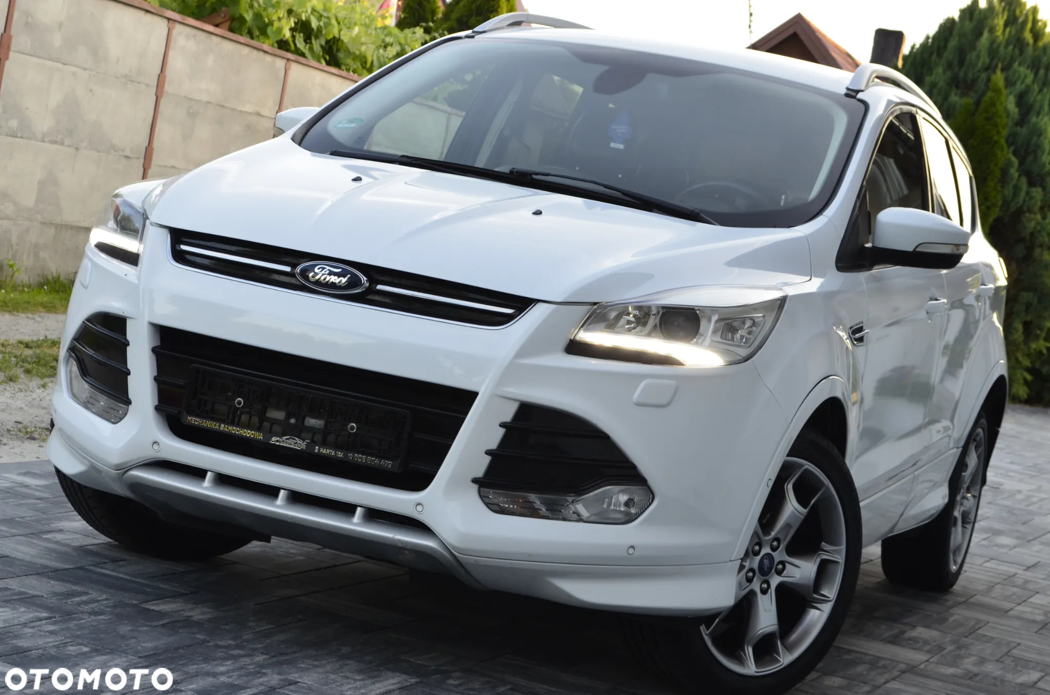 Ford Kuga 2.0 TDCi 4WD Trend - 2