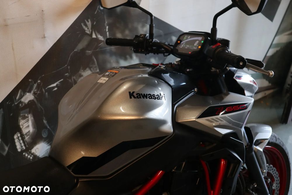 Kawasaki Z 650 - 24