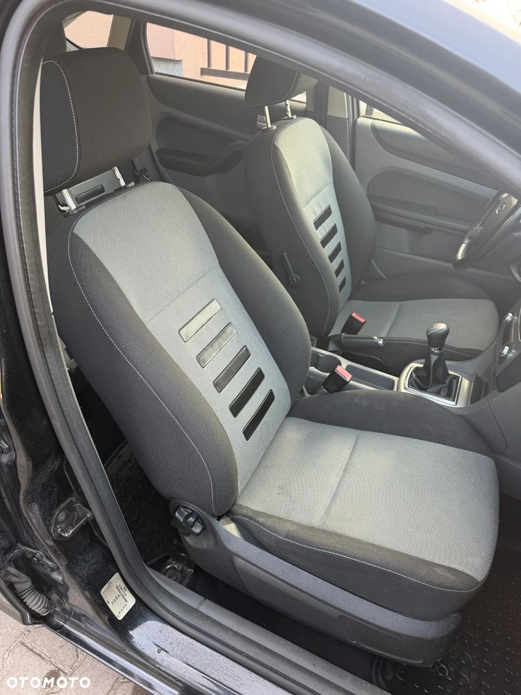 Ford Focus 1.6 TDCi Trend - 11