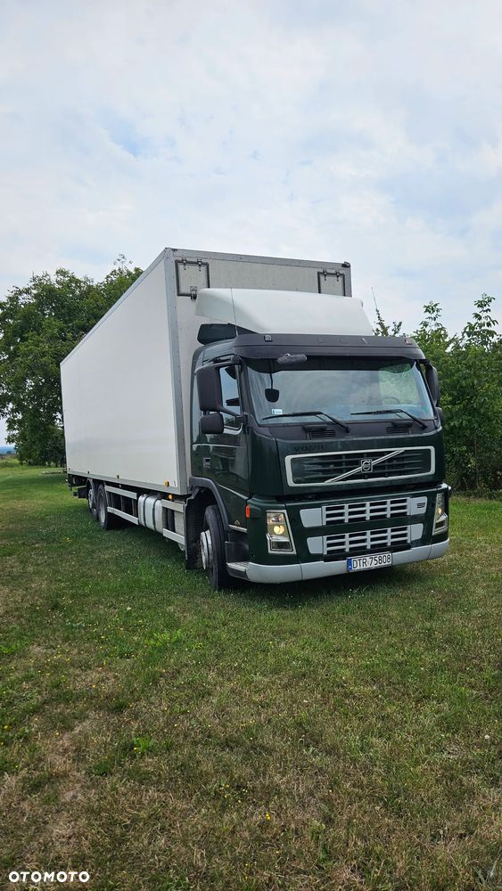 Volvo FN 300 - 1