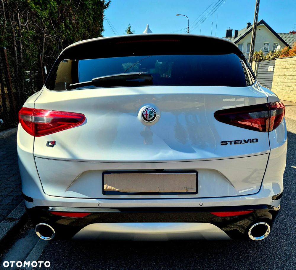 Alfa Romeo Stelvio 2.0 Turbo TI Q4 - 5