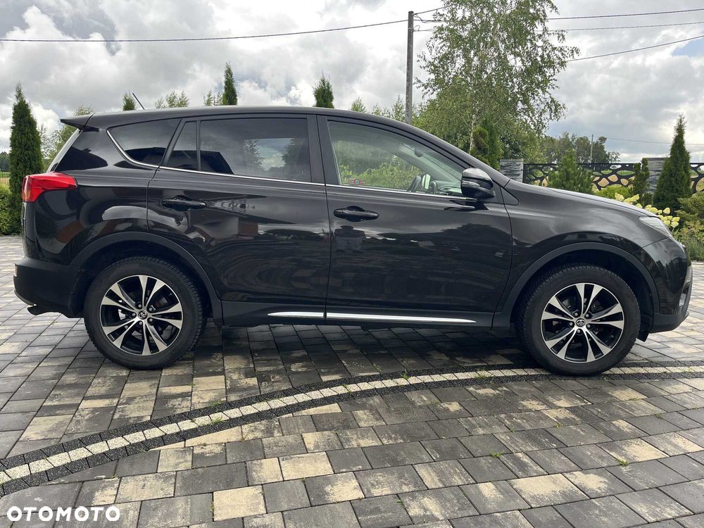 Toyota RAV4 - 6