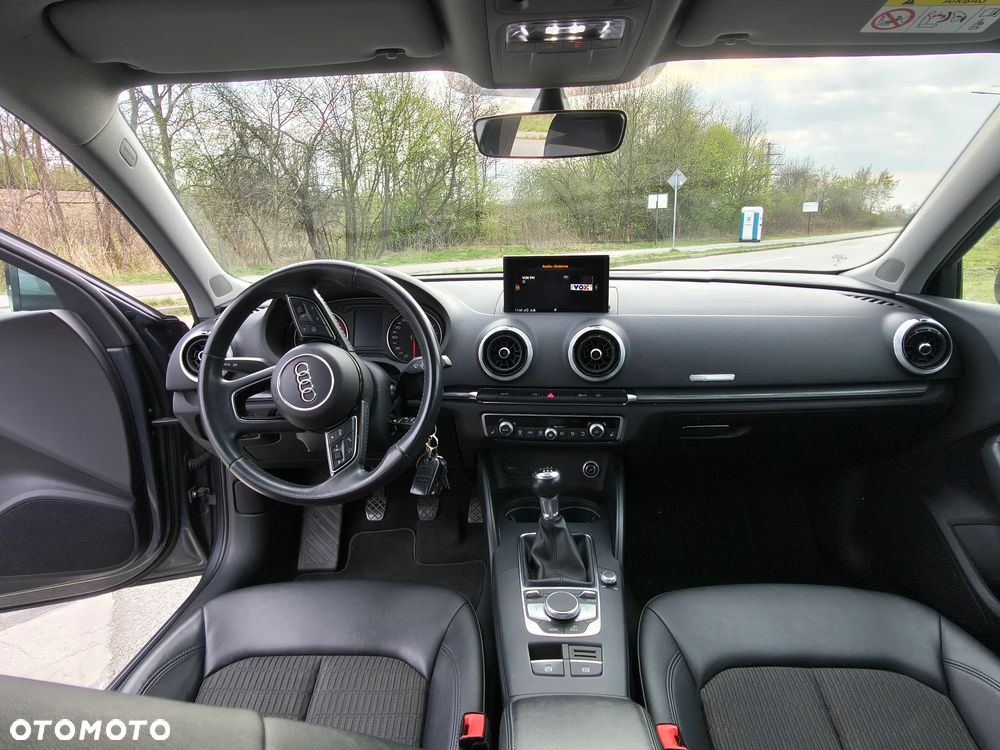 Audi A3 Sportback 1.0 TFSI - 11