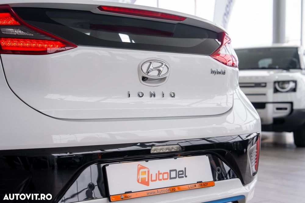 Hyundai IONIQ 1.6 GDI Premium - 13