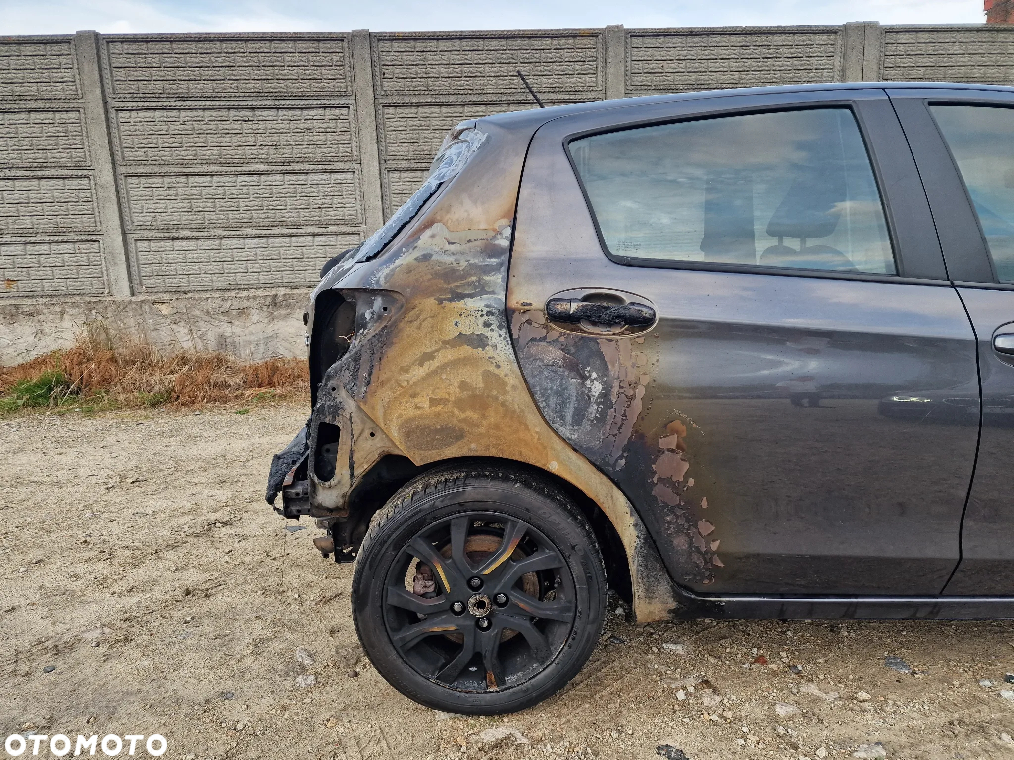 Toyota Yaris - 20