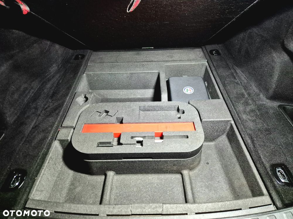 Alfa Romeo Stelvio - 29