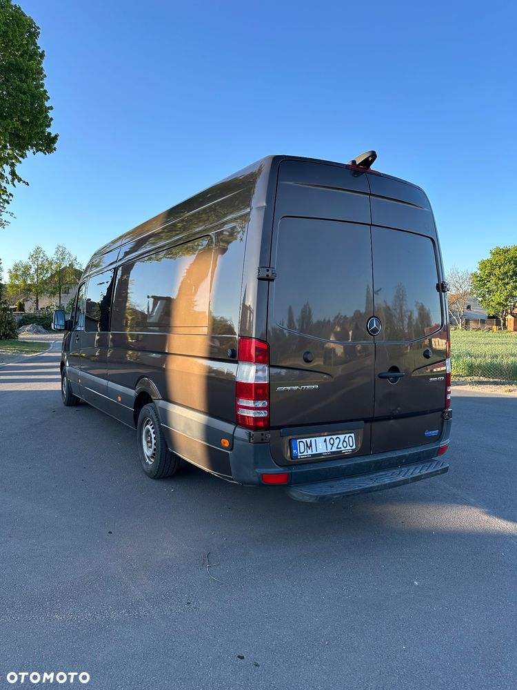 Mercedes-Benz Sprinter - 3