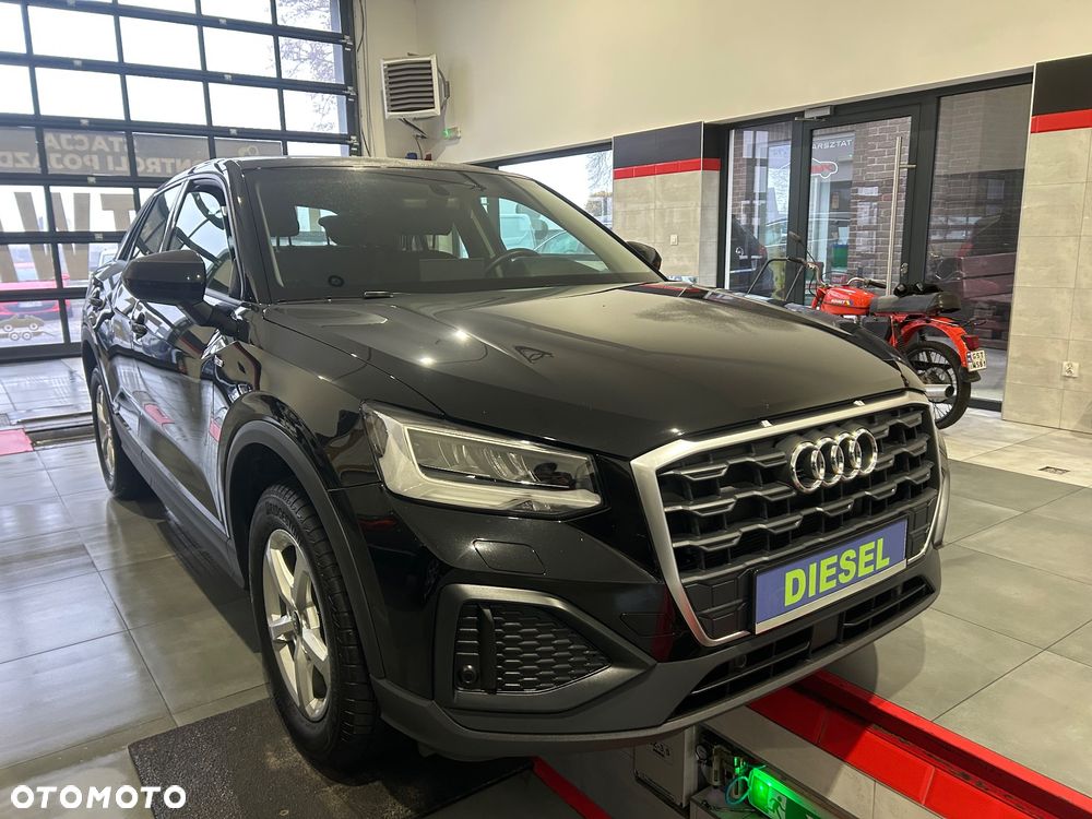 Audi Q2 35 TDI S tronic design - 10