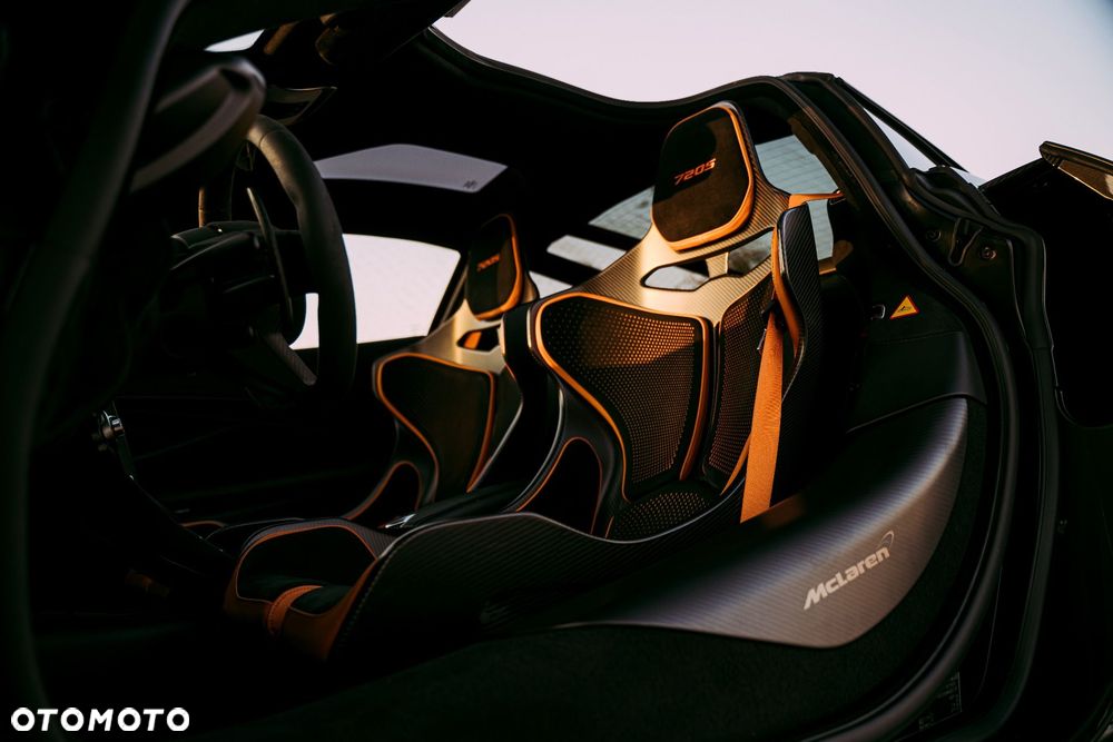 McLaren 720S Coupe - 26