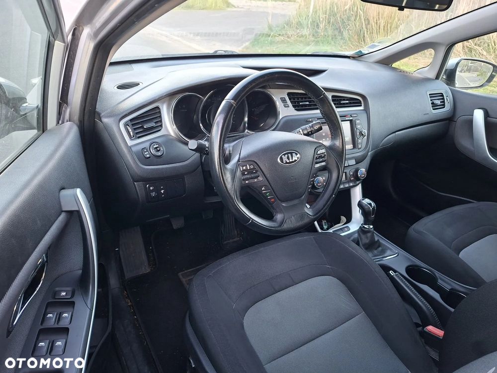 Kia Ceed 1.6 CRDi XL - 9