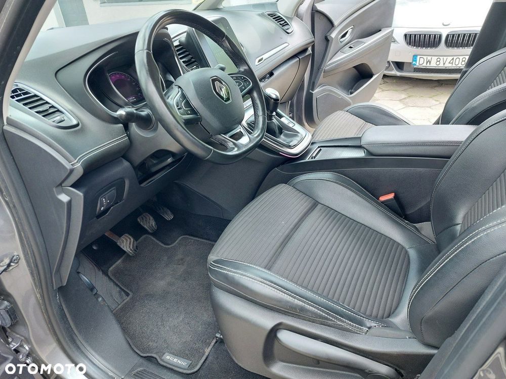 Renault Scenic - 11