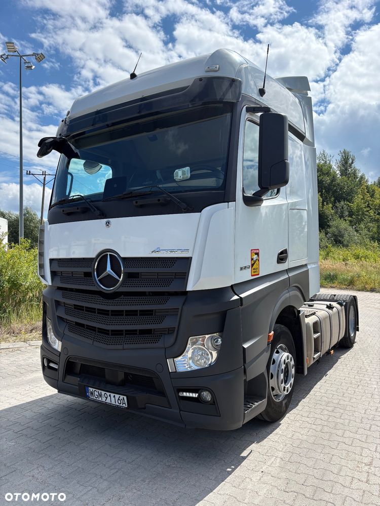 Mercedes-Benz Actros 1851