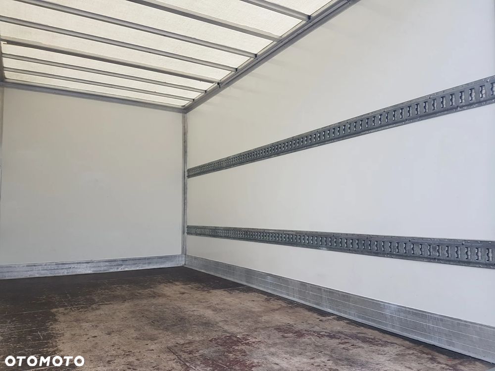 Renault MASTER KONTENER 8EP 4,22x2,25x2,23 KLIMA KRAJOWY MANUAL  6-BIEGÓW - 18