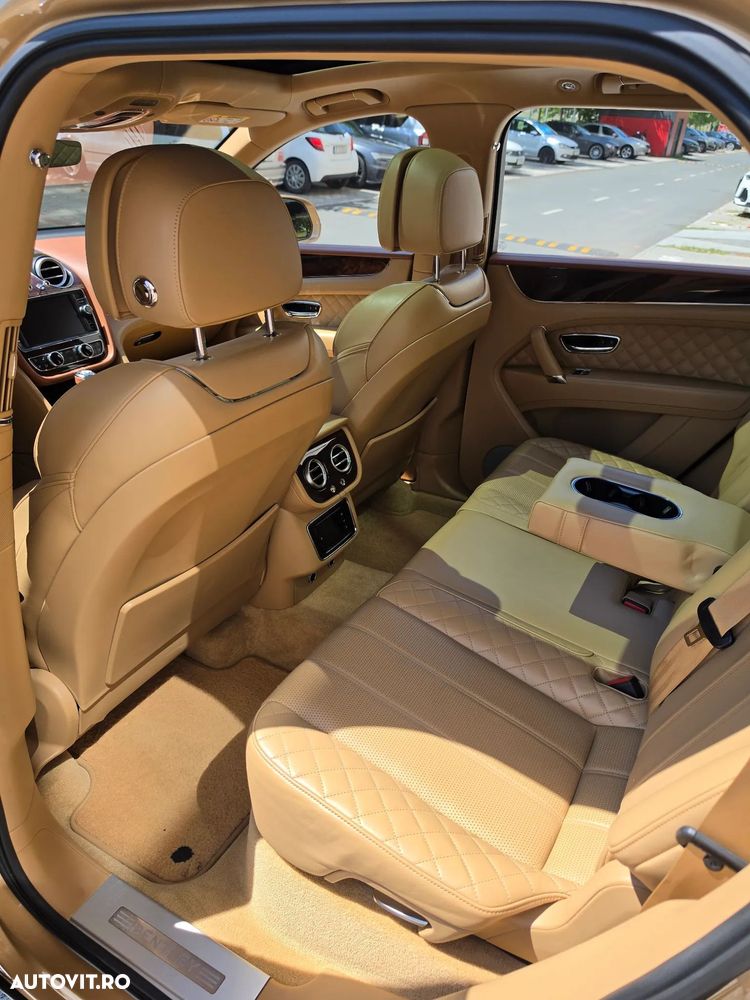 Bentley Bentayga - 15
